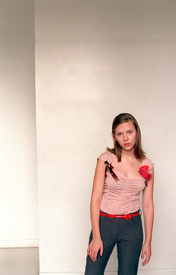 Скарлетт Йоханссон в 2002 году в фотосессии Элизабет Янг