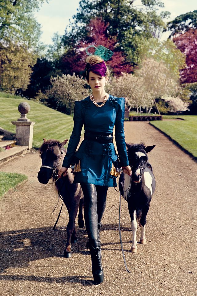 Эмма Уотсон в фотосессии Нормана Джина Роя для журнала Teen Vogue