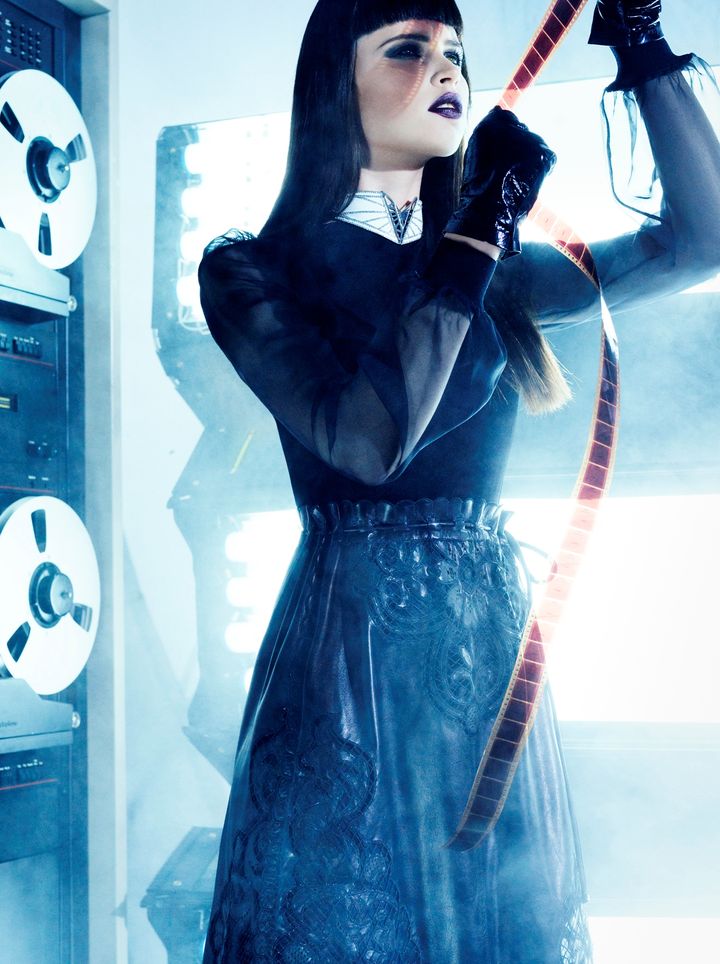 Фелисити Джонс в фотосессии Тома Мунро для журнала  Vogue Italia